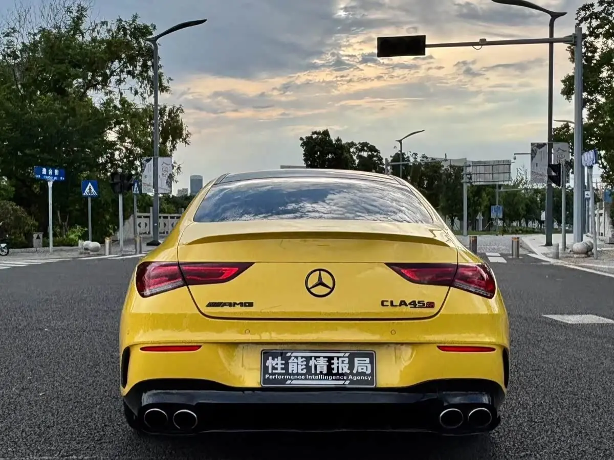 Mercedes-Benz CLA AMG 2022 — Фото 8/9
