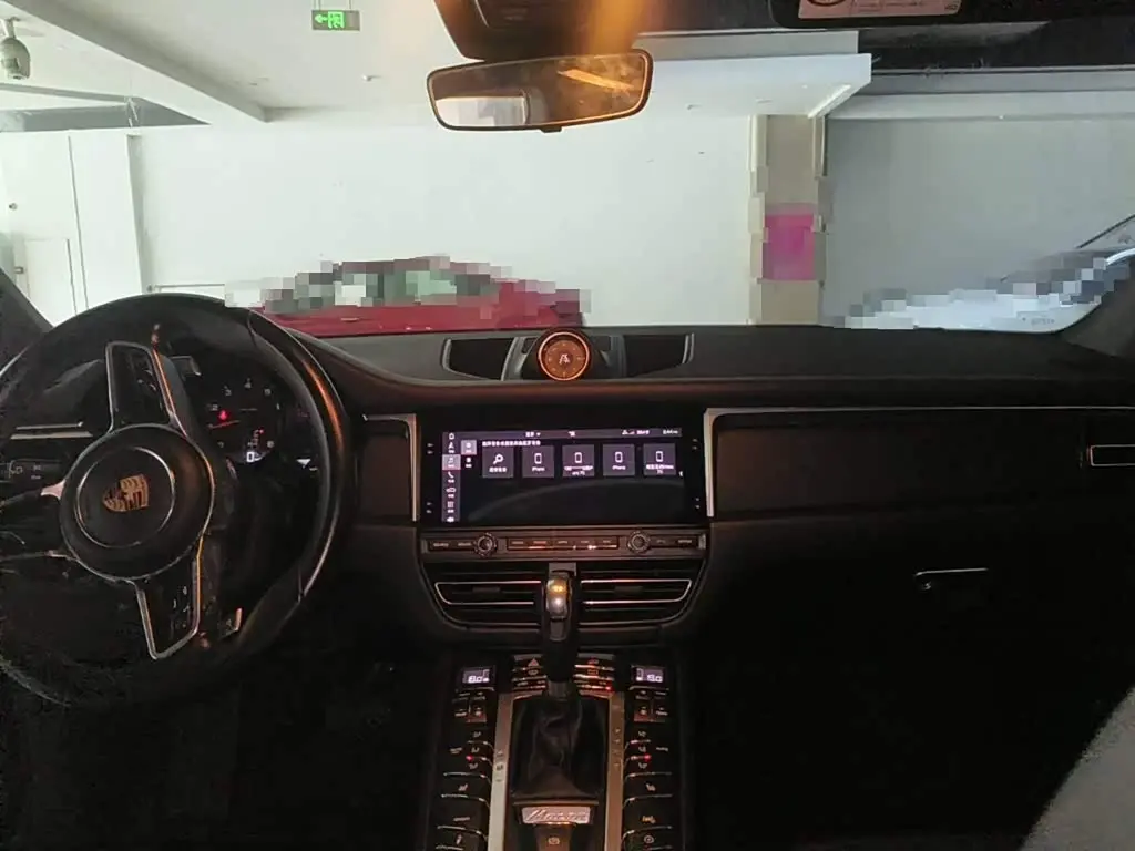 Porsche Macan 2019 — Photo 11/12