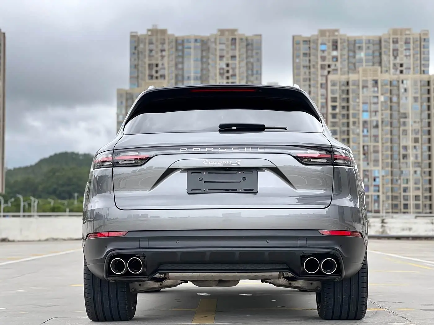 Porsche Cayenne 2020 — Фото 11/19