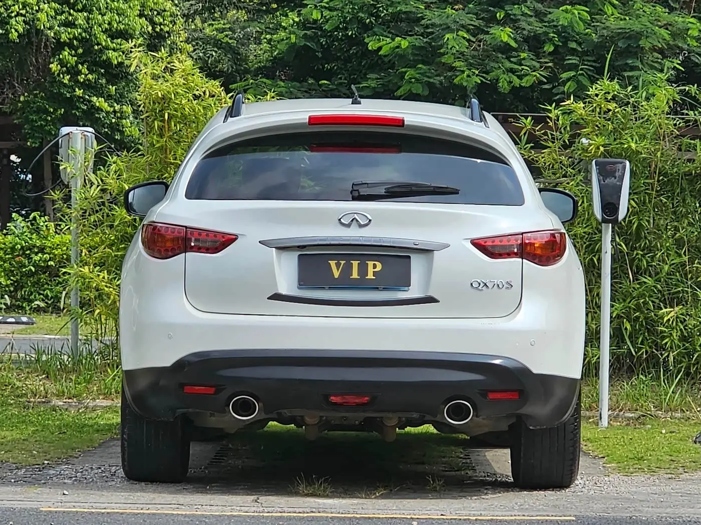 Infiniti QX70 2018 — Фото 11/13