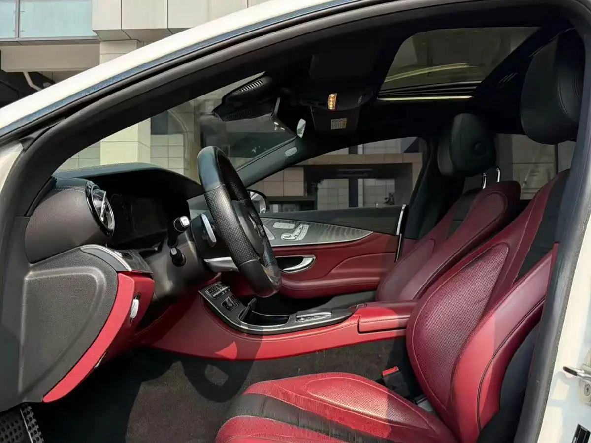 Mercedes-Benz CLS 2019 — Photo 5/12