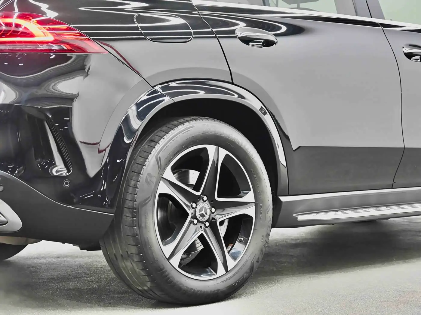 Mercedes-Benz GLE New Energy 2022 — Photo 8/20