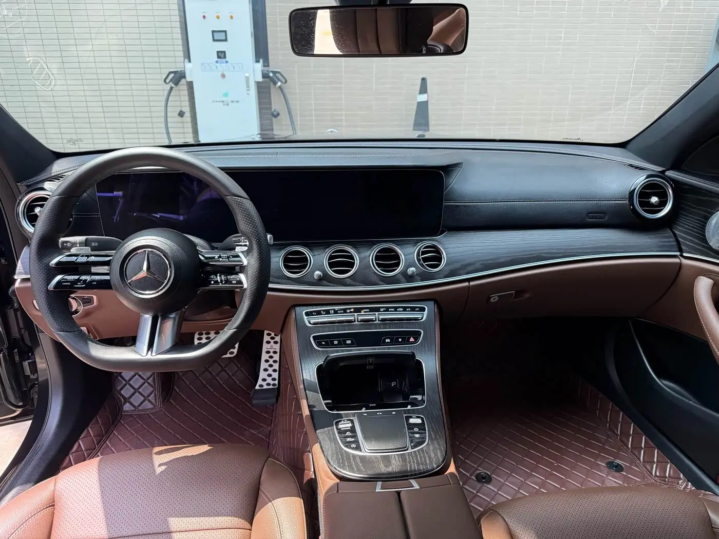 Mercedes-Benz E-Class 2021 — Фото 6/10