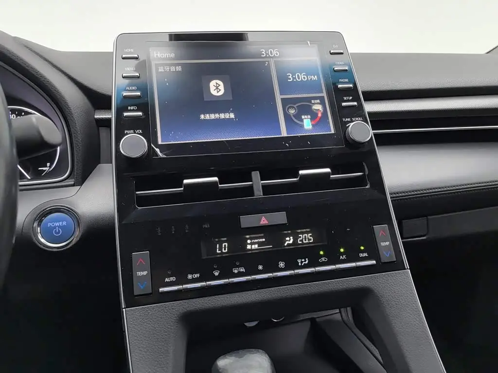 Toyota Avalon 2020 — Photo 12/20