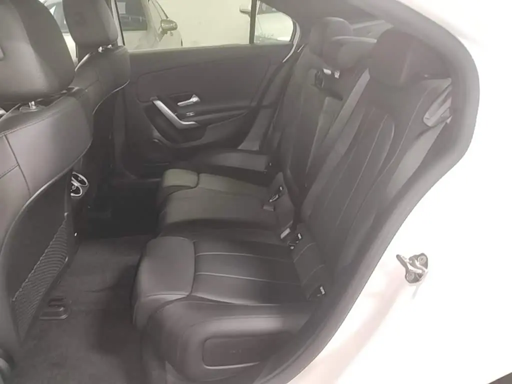 Mercedes-Benz A-Class 2024 — Şəkil 17/20