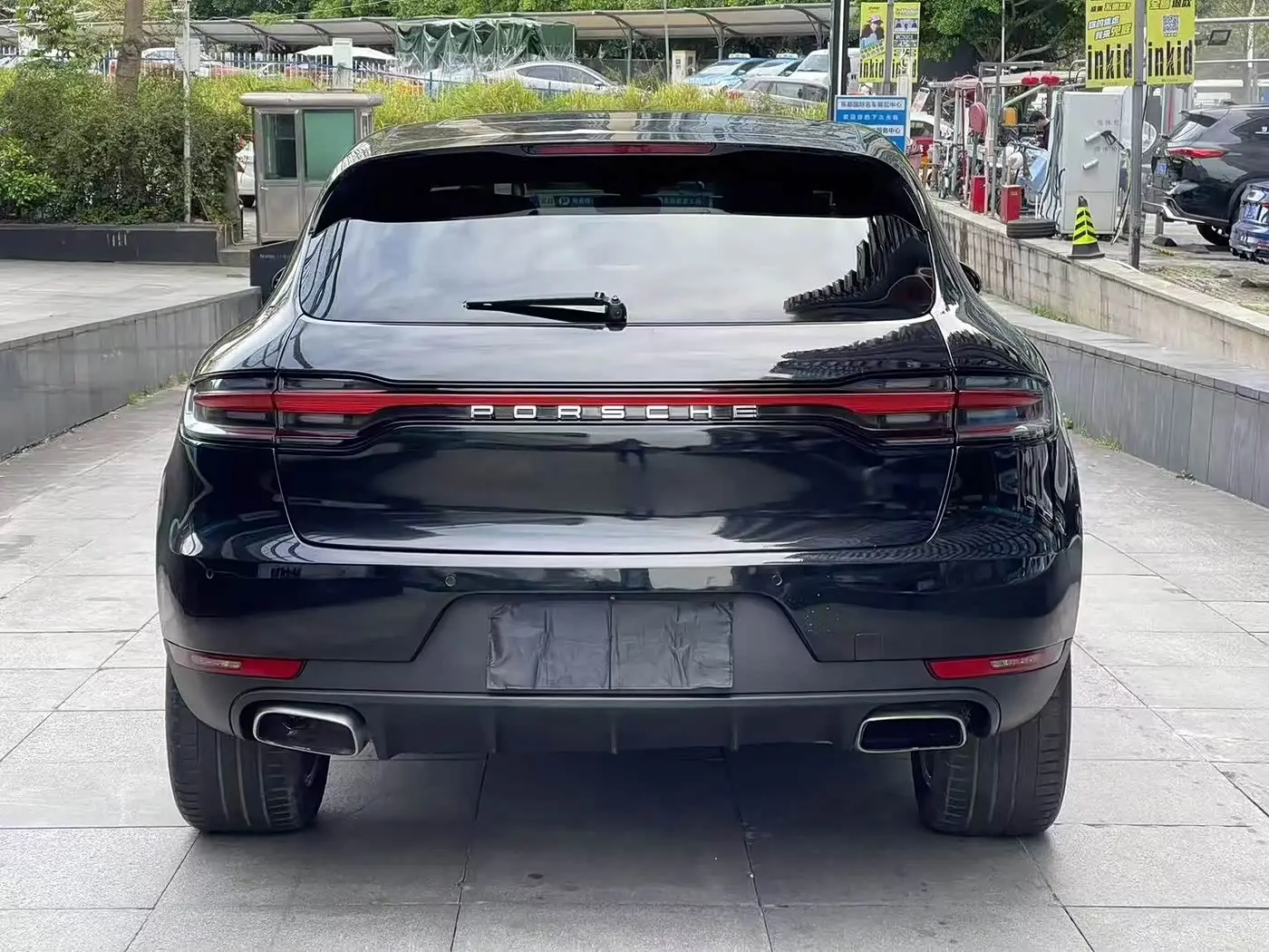 Porsche Macan 2020 — Photo 8/9