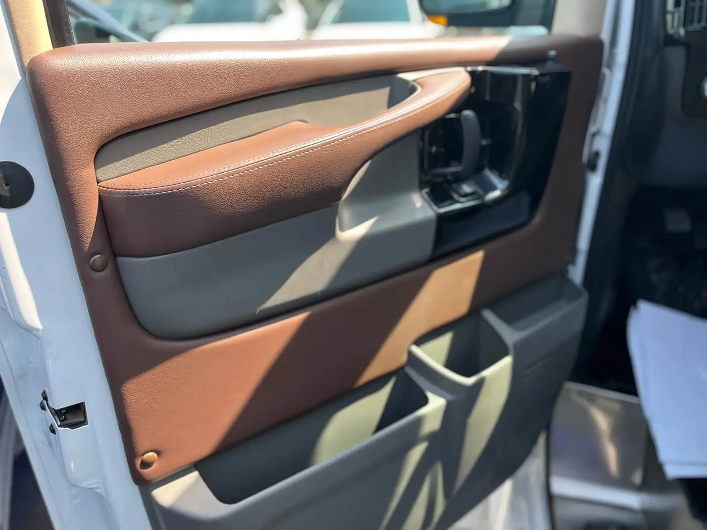 GMC Savana 2020 — Şəkil 7/20