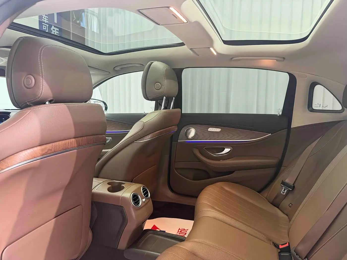 Mercedes-Benz E-Class 2020 — Фото 14/20