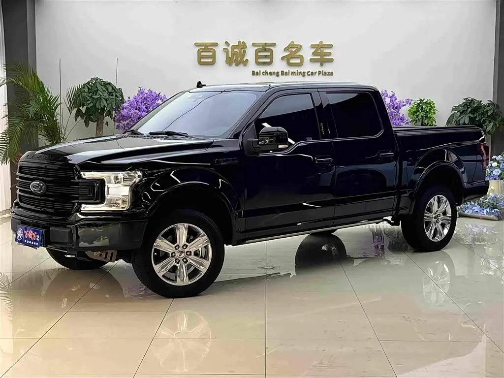 Ford F-150 Raptor 2022 — Photo 2/20