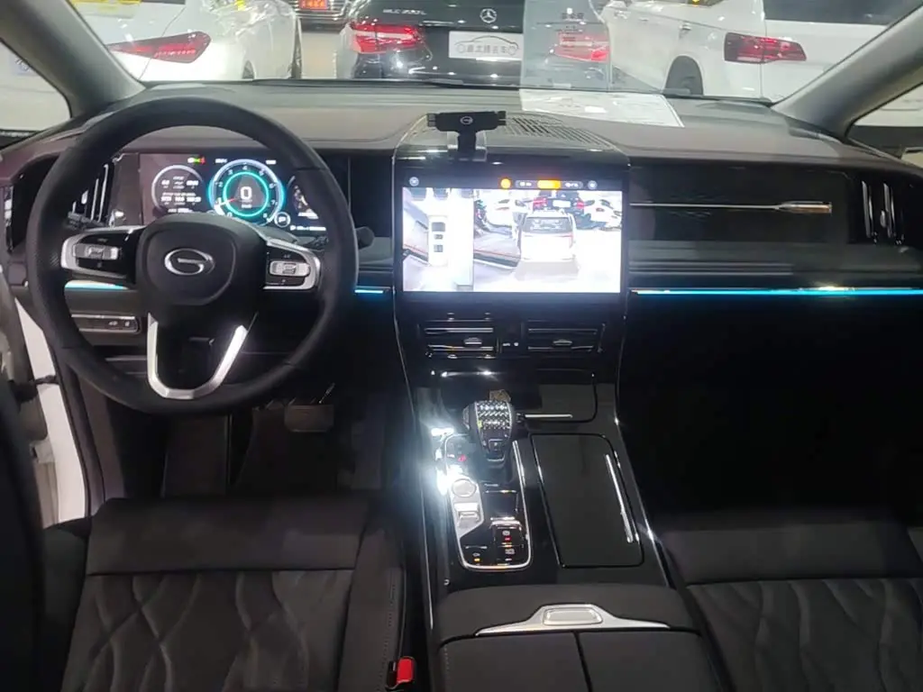 GAC Trumpchi Trumpchi M8 2025 — Photo 10/20