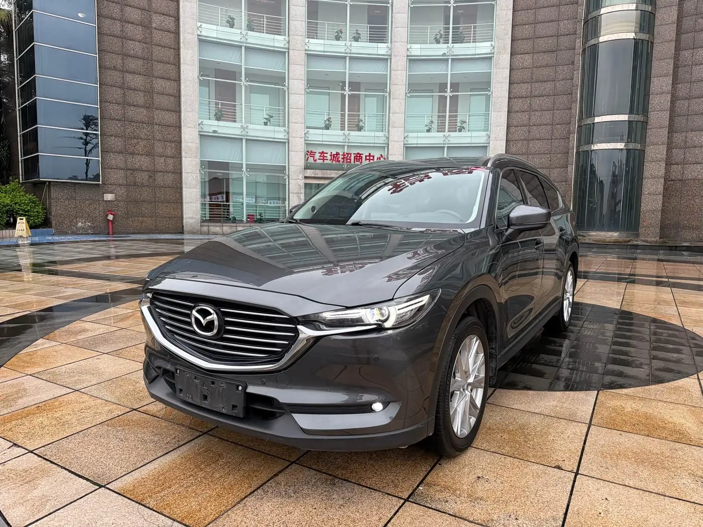 Mazda CX-8 2023 — Photo 1/20
