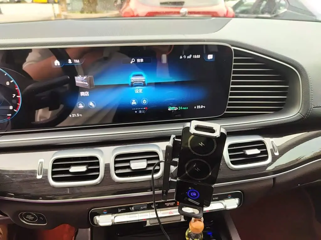 Mercedes-Benz GLE 2022 — Photo 9/20