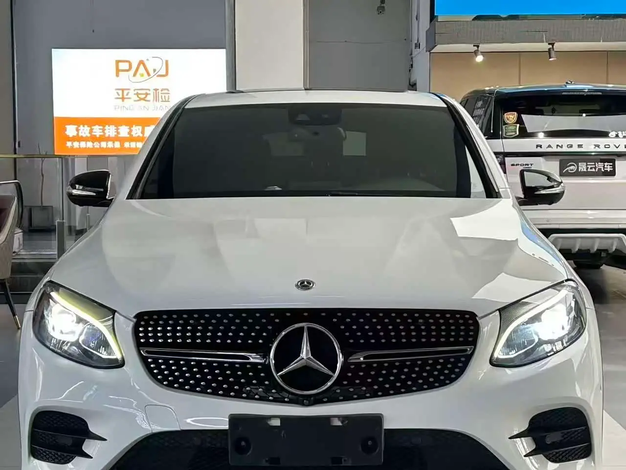 Mercedes-Benz GLC Coupe 2019 — Photo 2/20