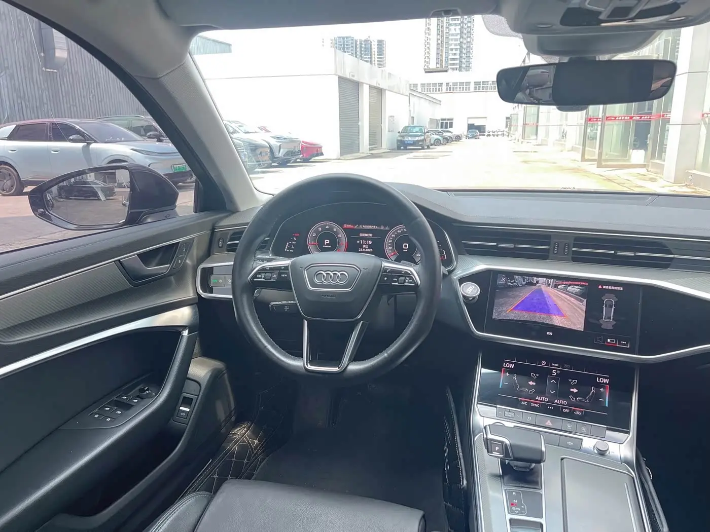 Audi A6L 2021 — Photo 10/11