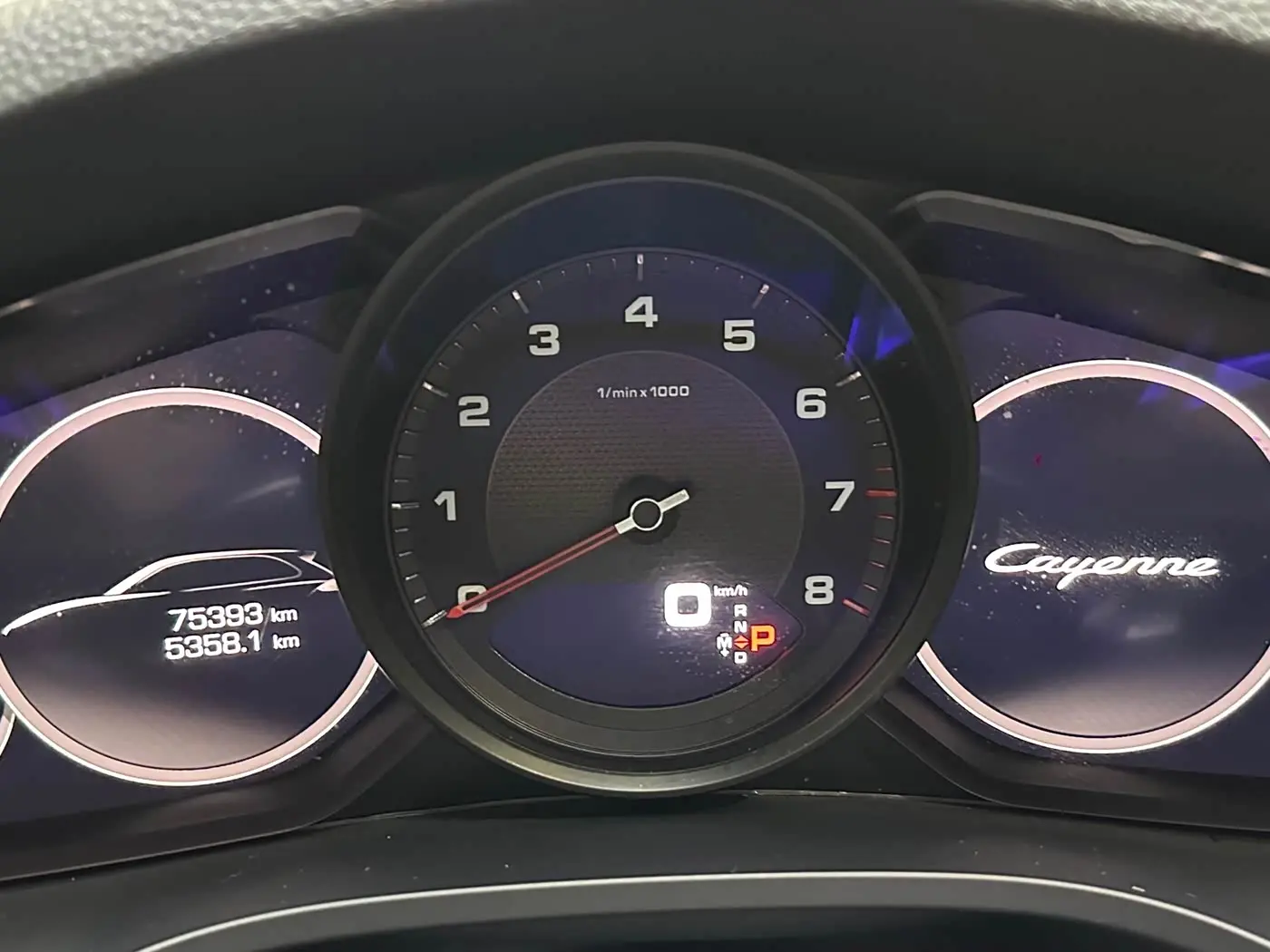 Porsche Cayenne 2020 — Фото 10/10