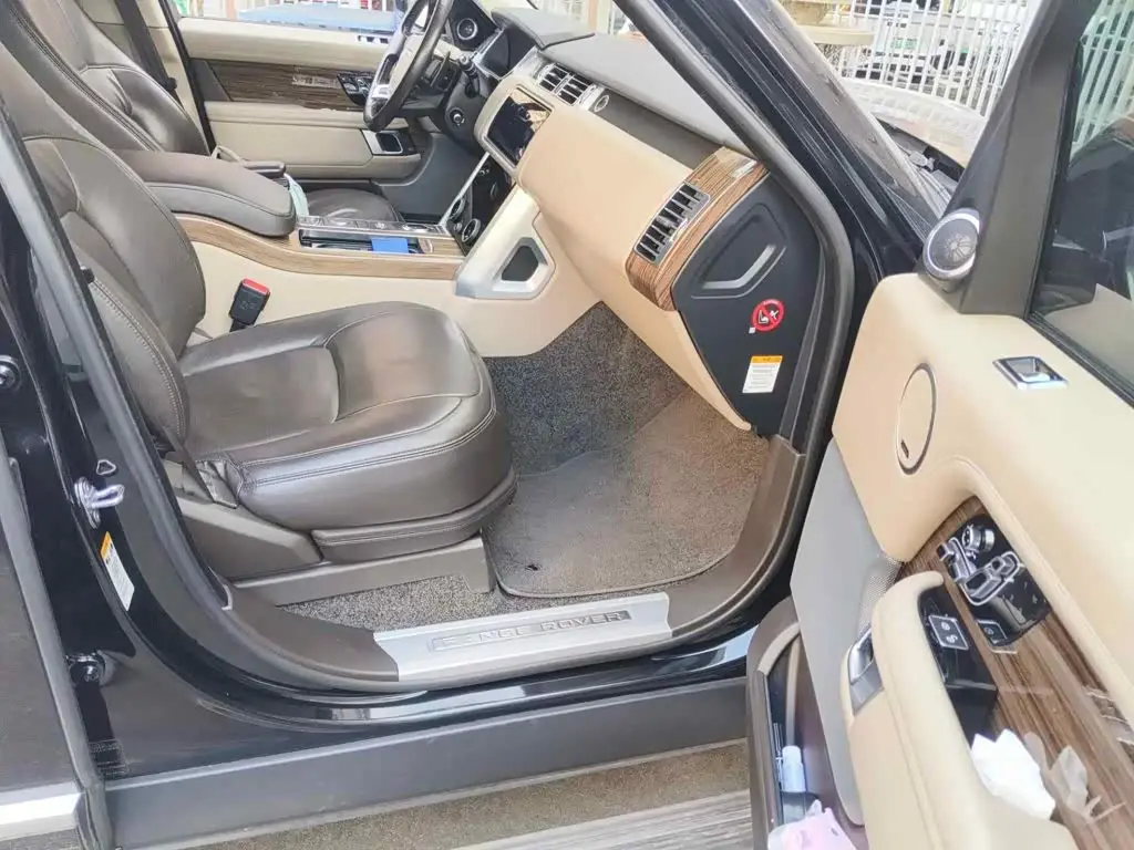 Land Rover Range Rover 2018 — Şəkil 13/13