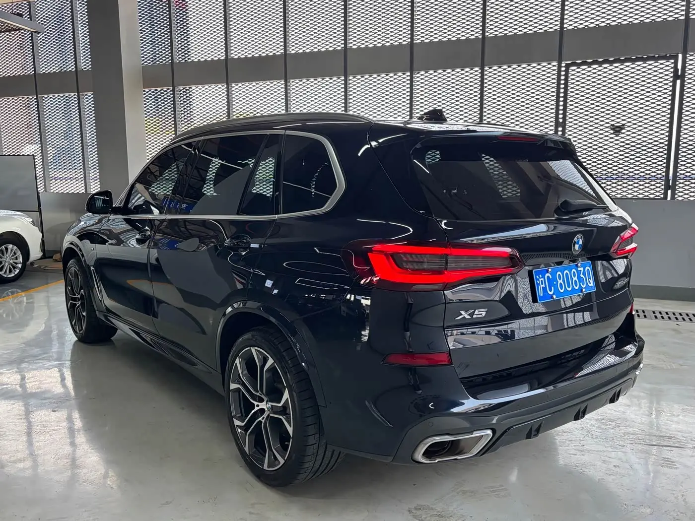 BMW X5 2022 — Photo 15/16
