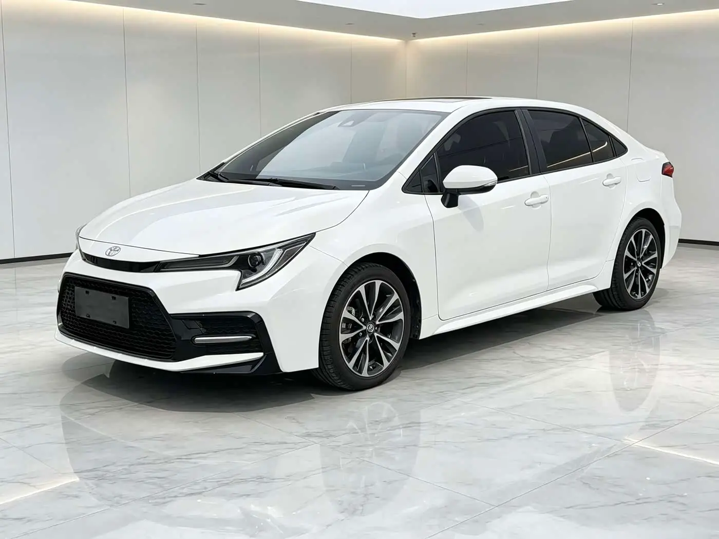 Toyota Levin 2023 — Photo 1/12