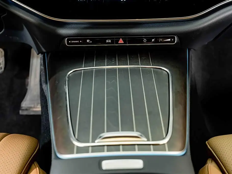 Mercedes-Benz E-Class 2026 — Photo 15/20