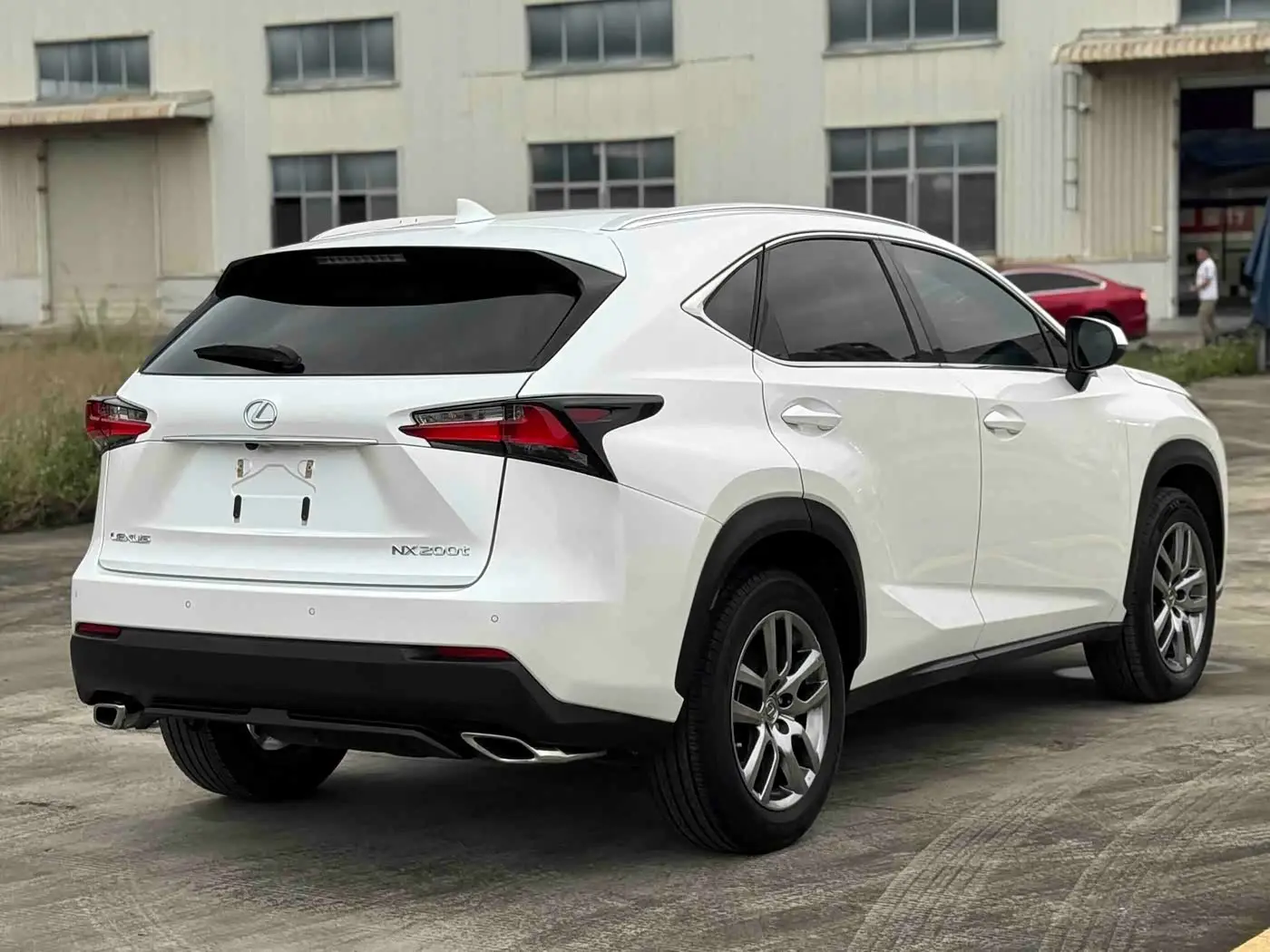 Lexus NX 2016 — Photo 9/10