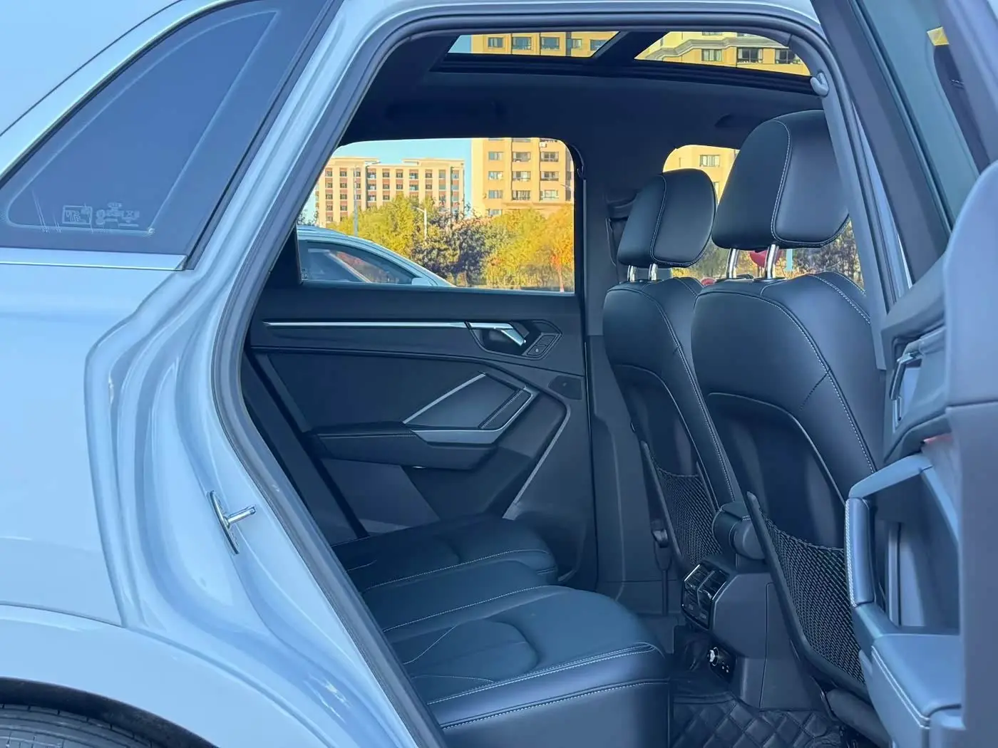 Audi Q3 2024 — Photo 6/17