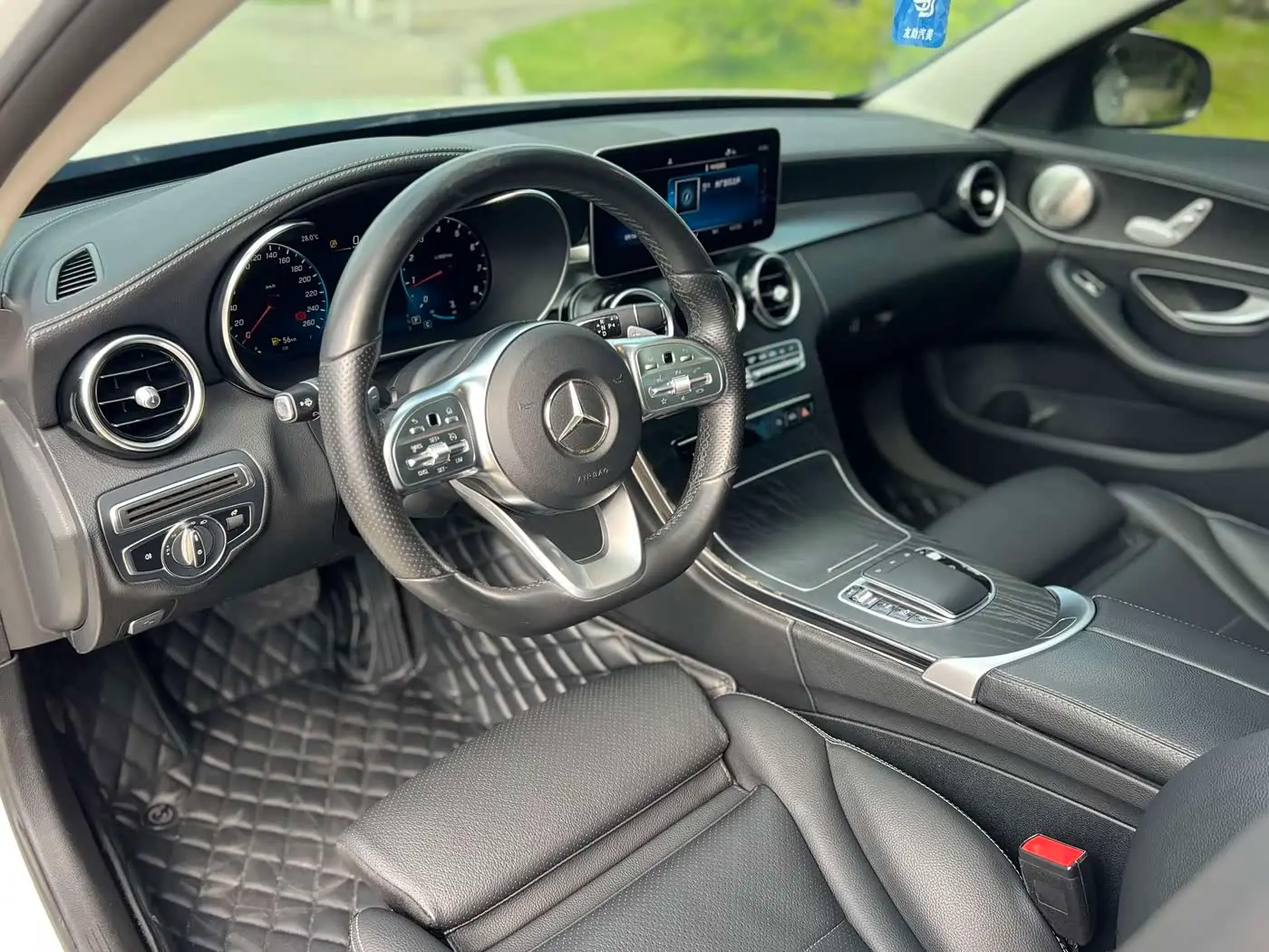 Mercedes-Benz C-Class 2021 — Photo 15/20