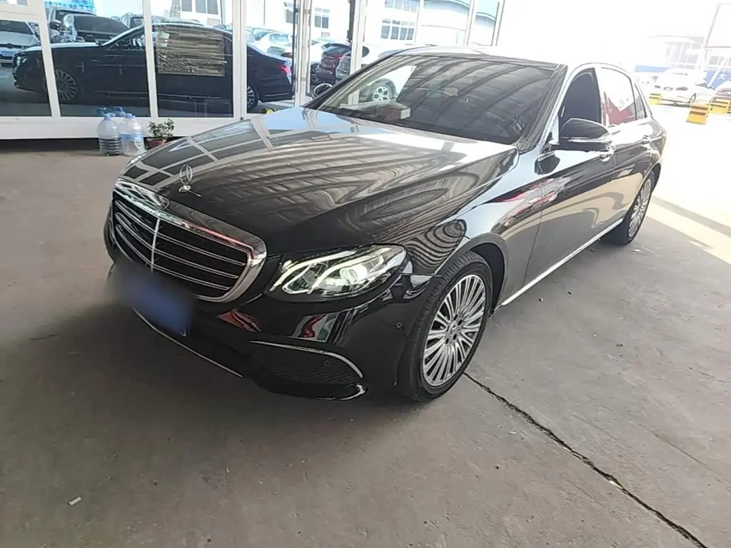 Mercedes-Benz E-Class 2020 — Фото 1/19