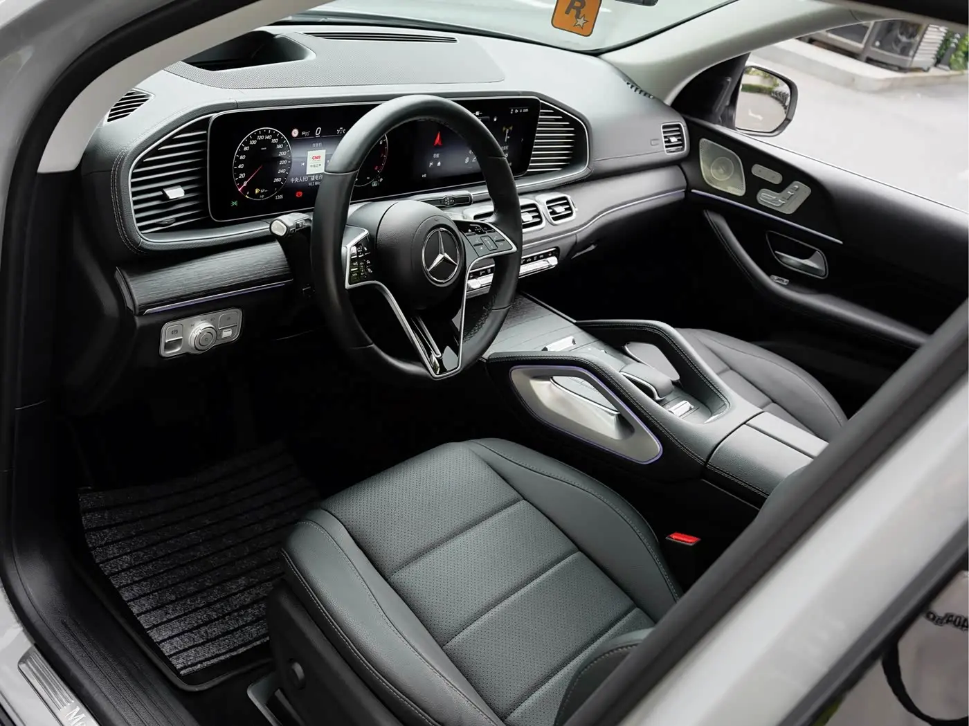 Mercedes-Benz GLE 2023 — Şəkil 10/19