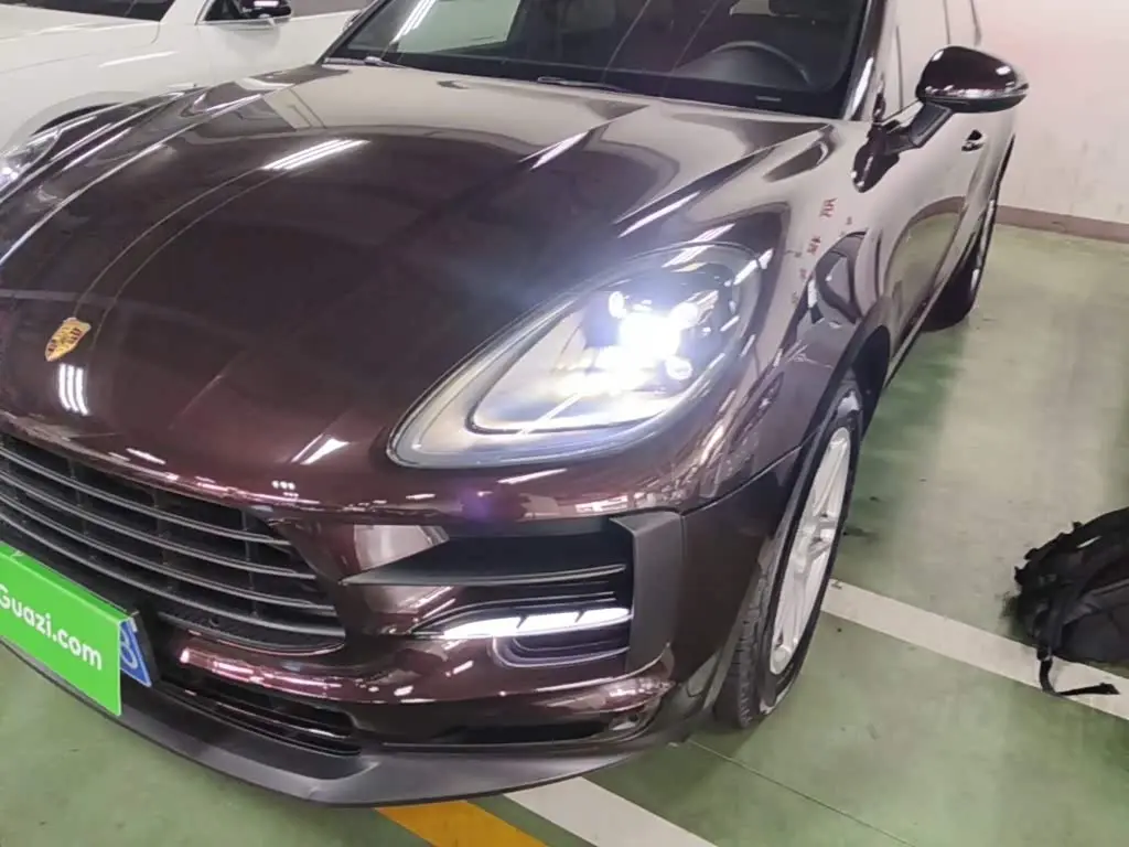Porsche Macan 2020 — Photo 17/19