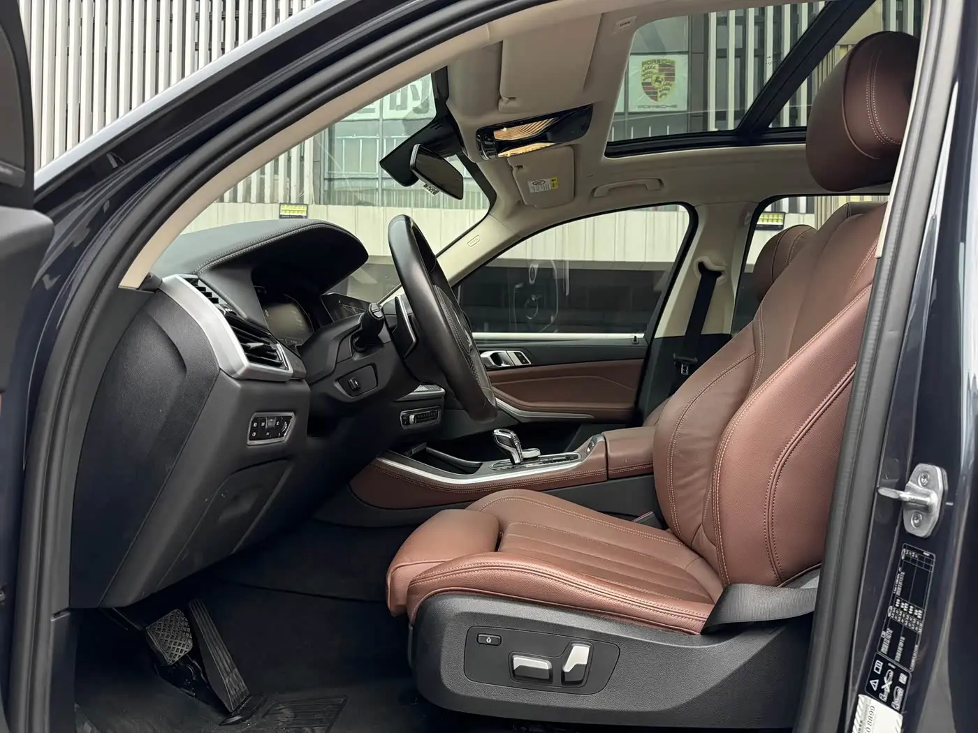 BMW X5 2021 — Фото 14/20