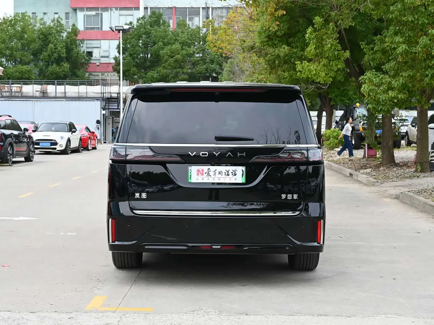 Voyah Auto Voyah Dreamer 2025 — Photo 4/11