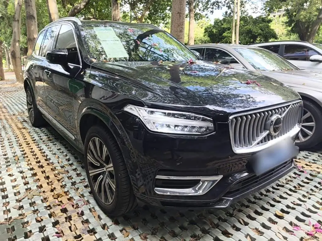 Volvo XC90 2023 — Фото 4/20