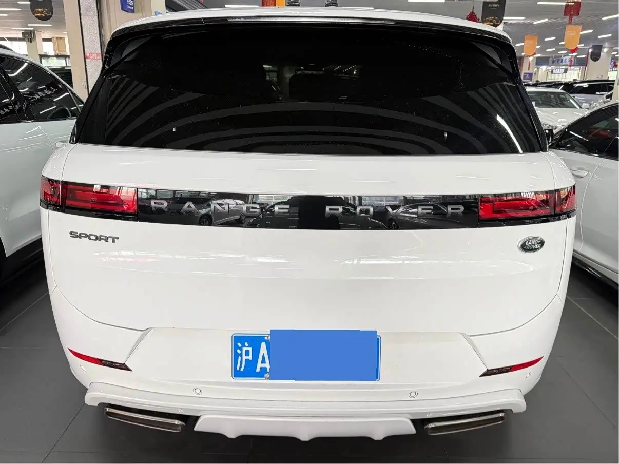 Land Rover Range Rover Sport 2023 — Фото 4/15