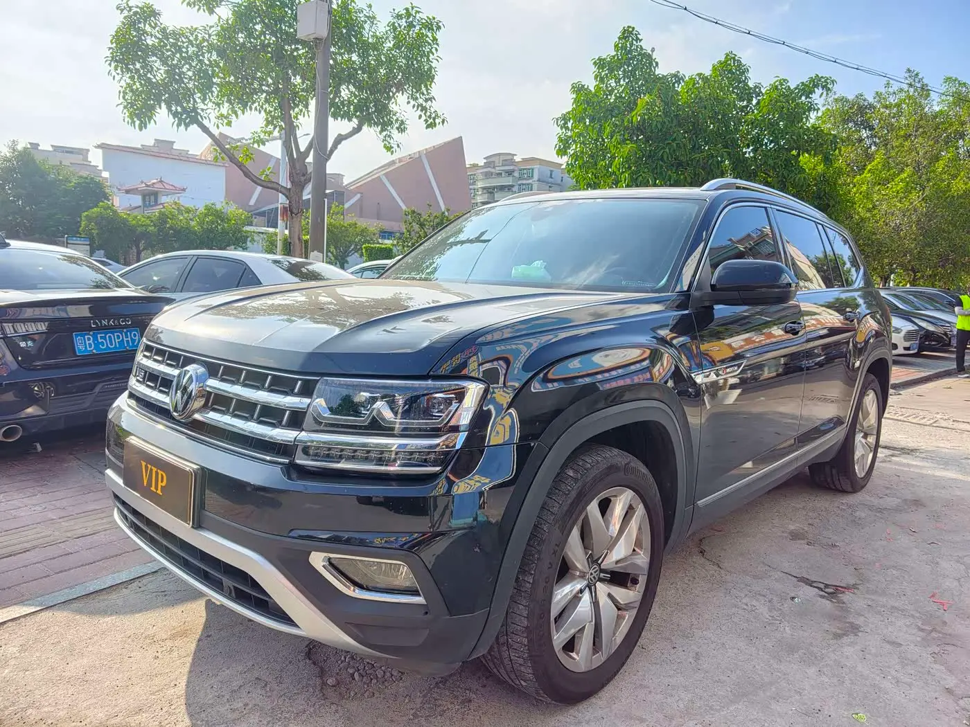 Volkswagen Teramont 2017 — ფოტო 1/9