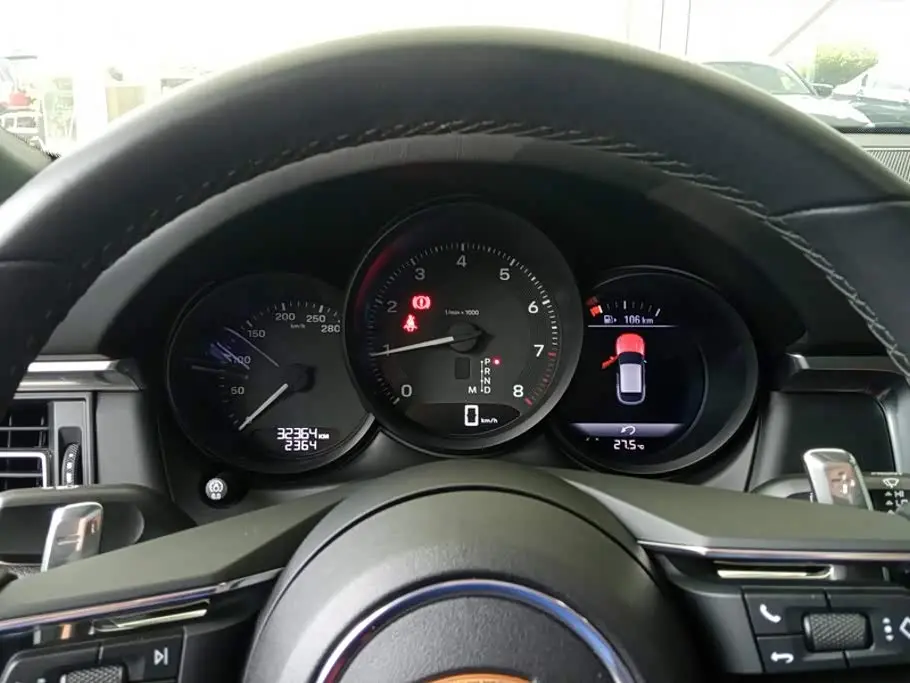 Porsche Macan 2024 — Photo 14/16