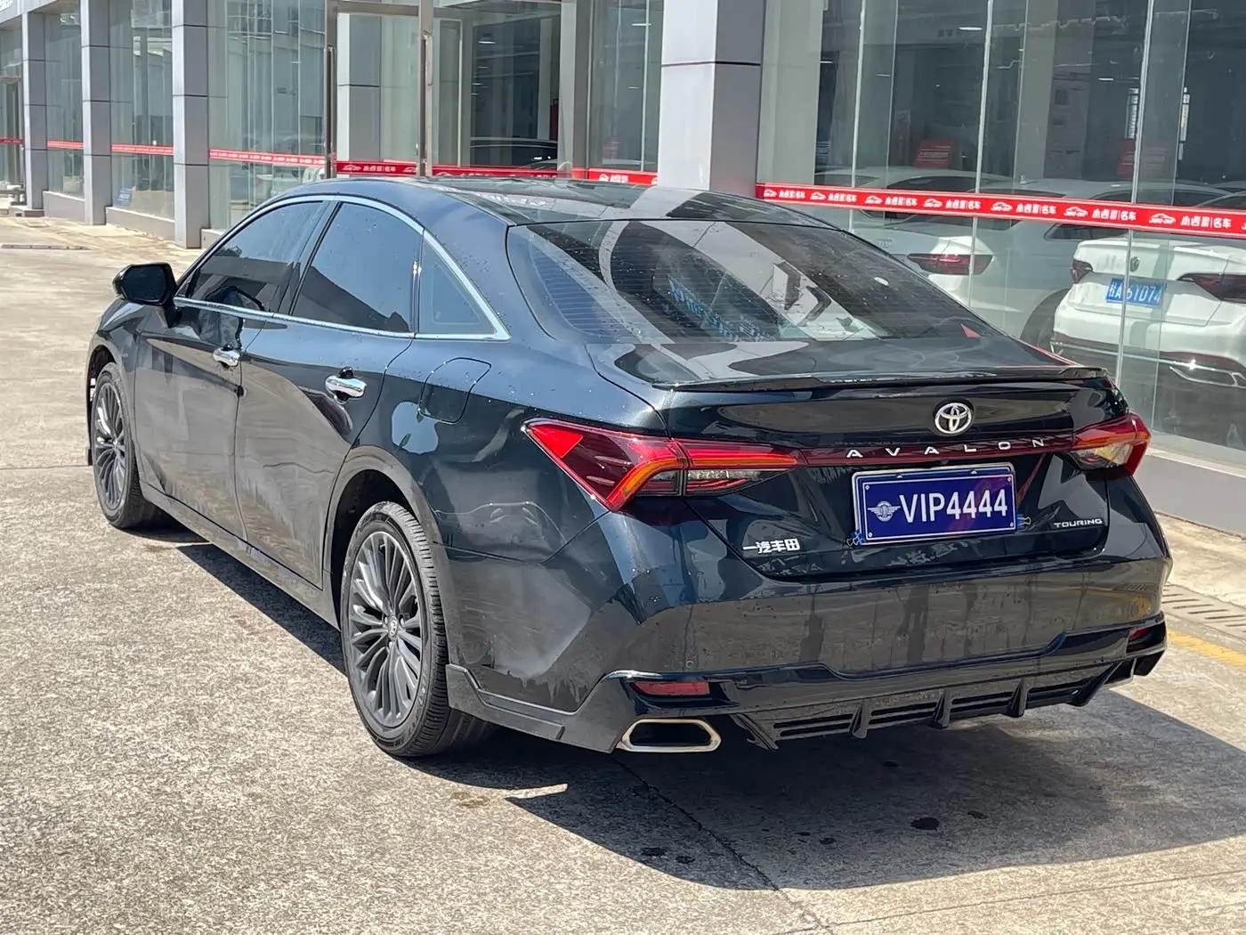 Toyota Avalon 2021 — Photo 4/11