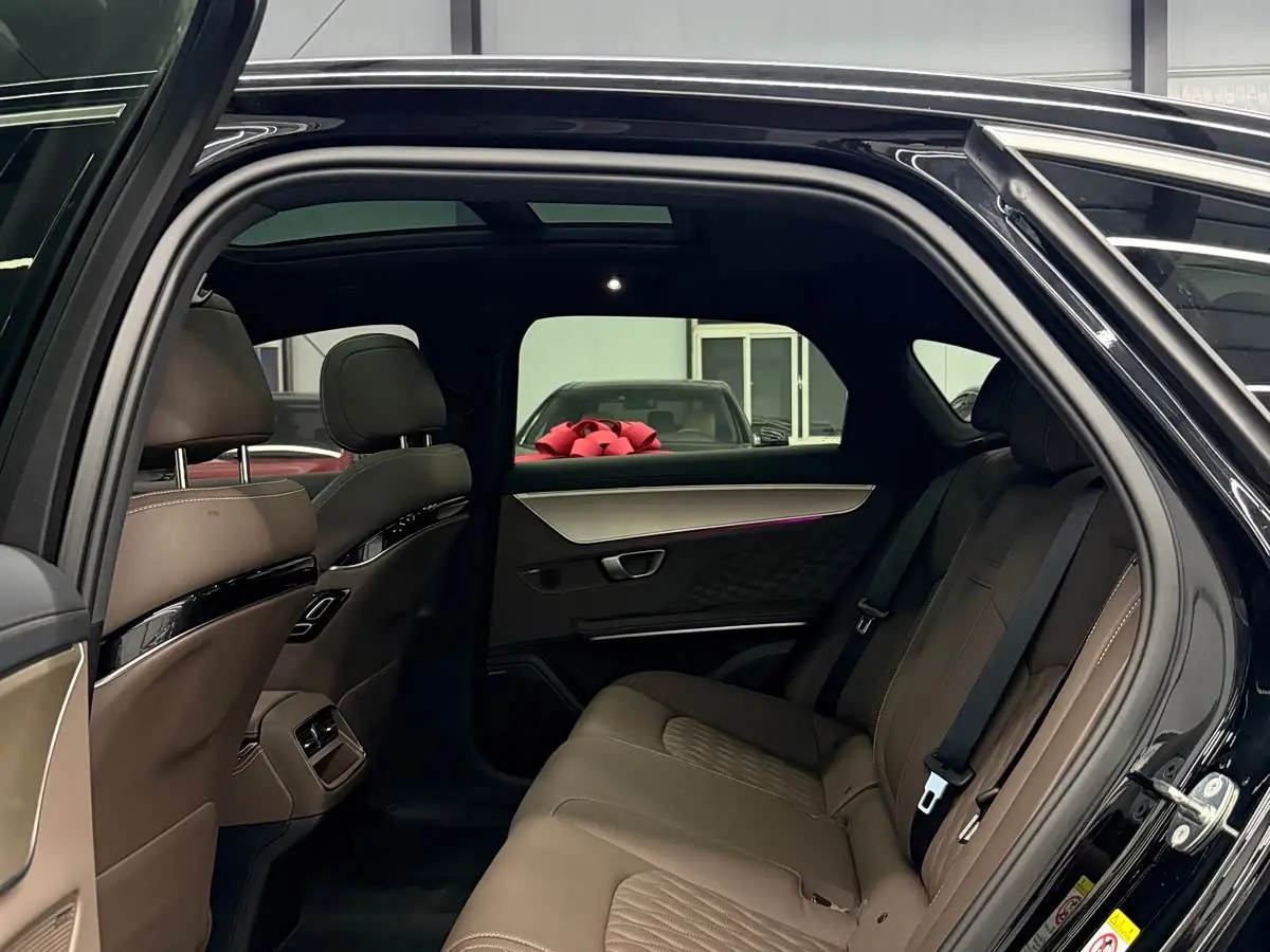 BYD Han 2023 — Şəkil 9/20