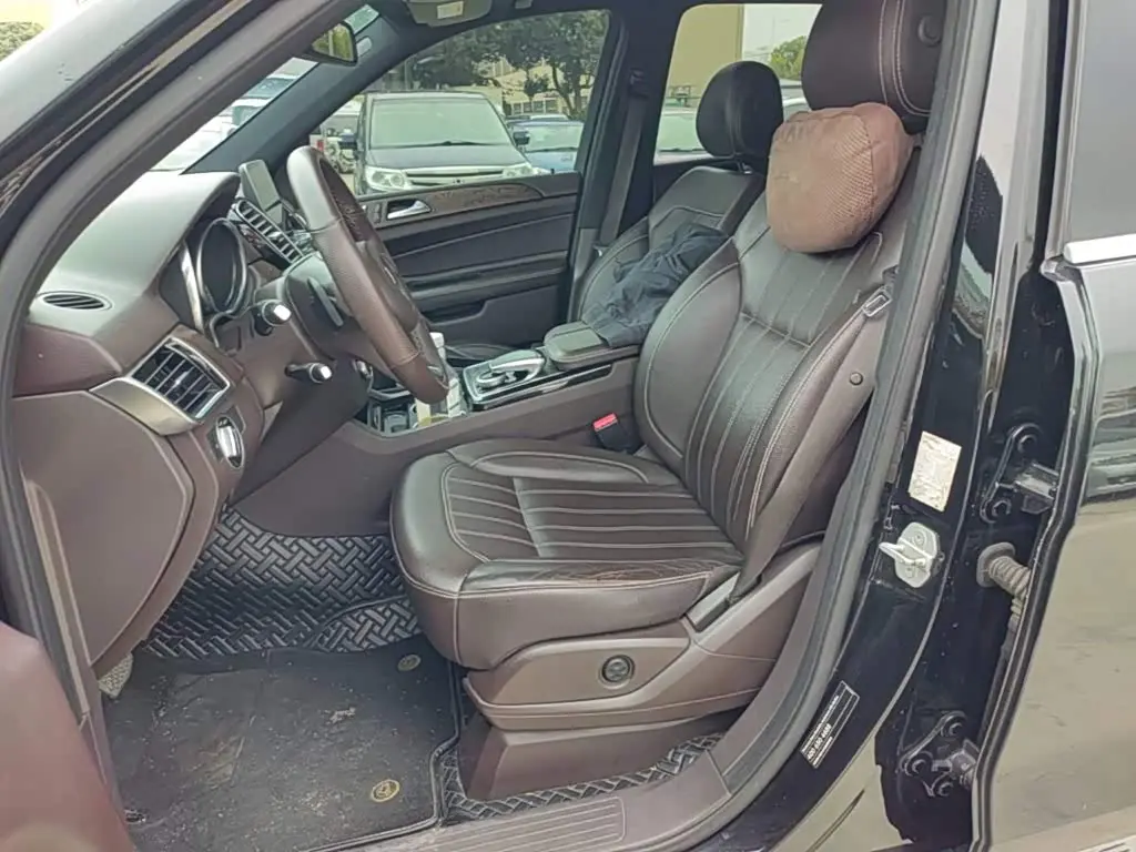 Mercedes-Benz GLE 2016 — Photo 14/19