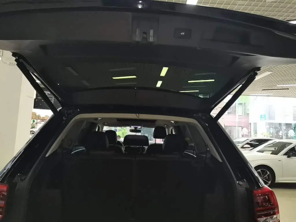 Volkswagen Teramont 2020 — Photo 18/19