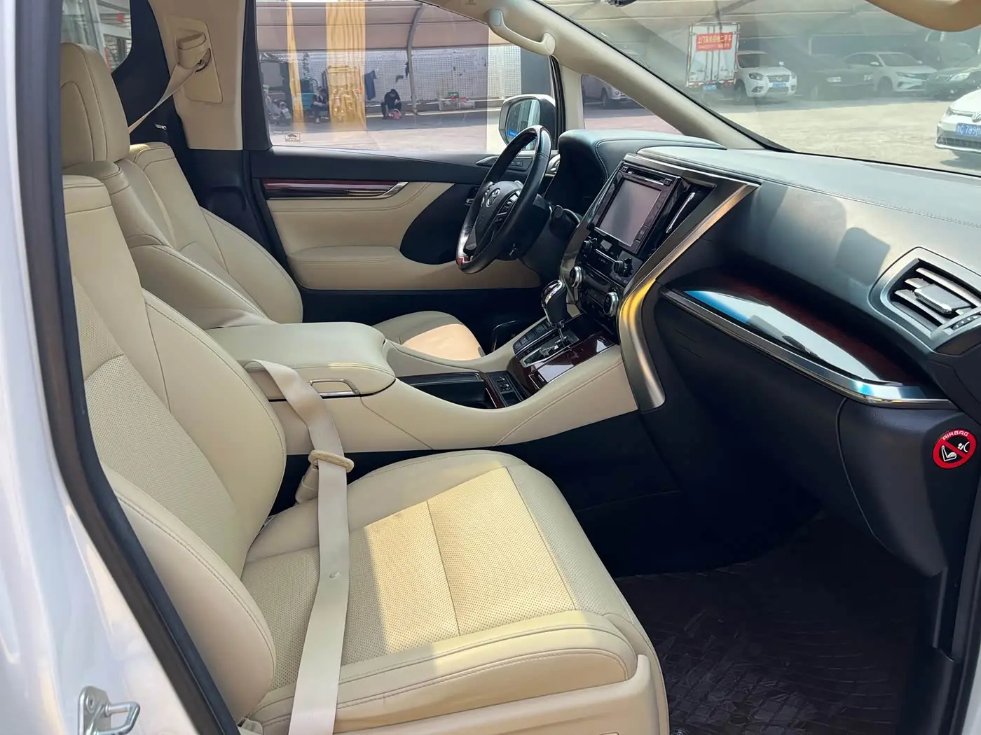 Toyota Alphard 2015 — Фото 10/15