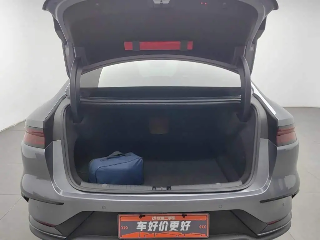 BYD Han 2022 — Photo 16/20