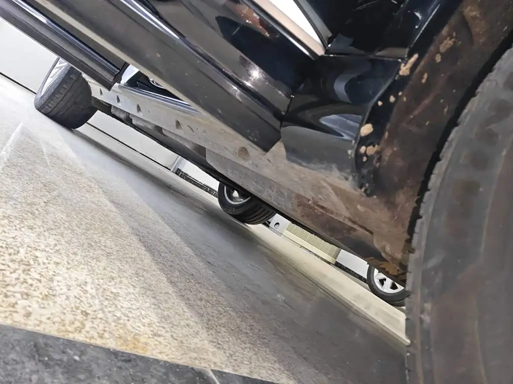 Audi Q7 2023 — Photo 19/20