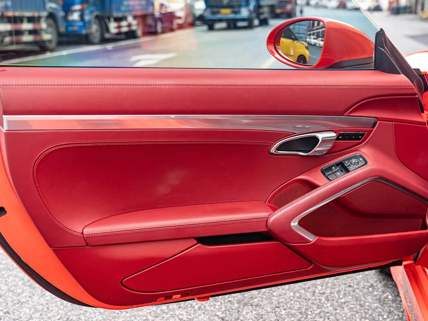 Porsche 718 2018 — Photo 9/16
