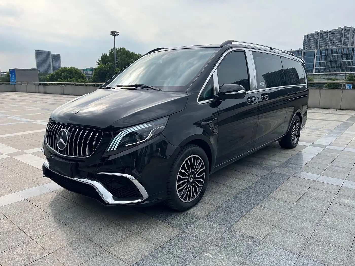 Mercedes-Benz Vito 2023 — Фото 1/20