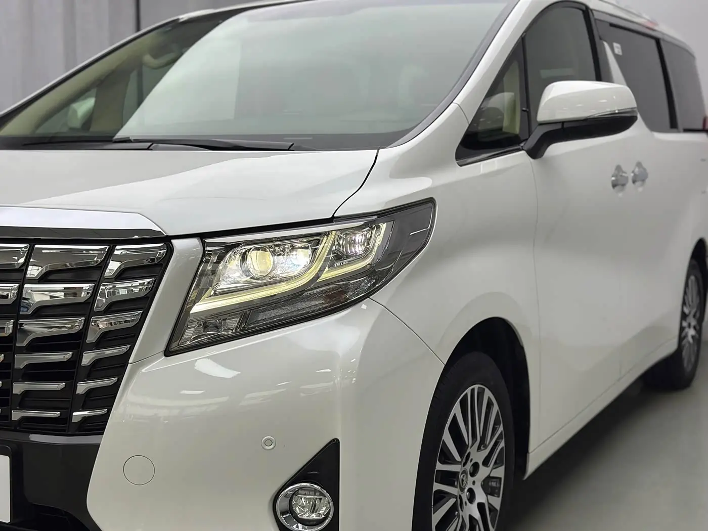 Toyota Alphard 2015 — Şəkil 3/20