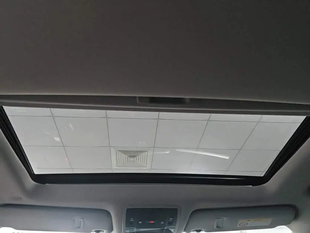 Lexus RX 2021 — Photo 18/20
