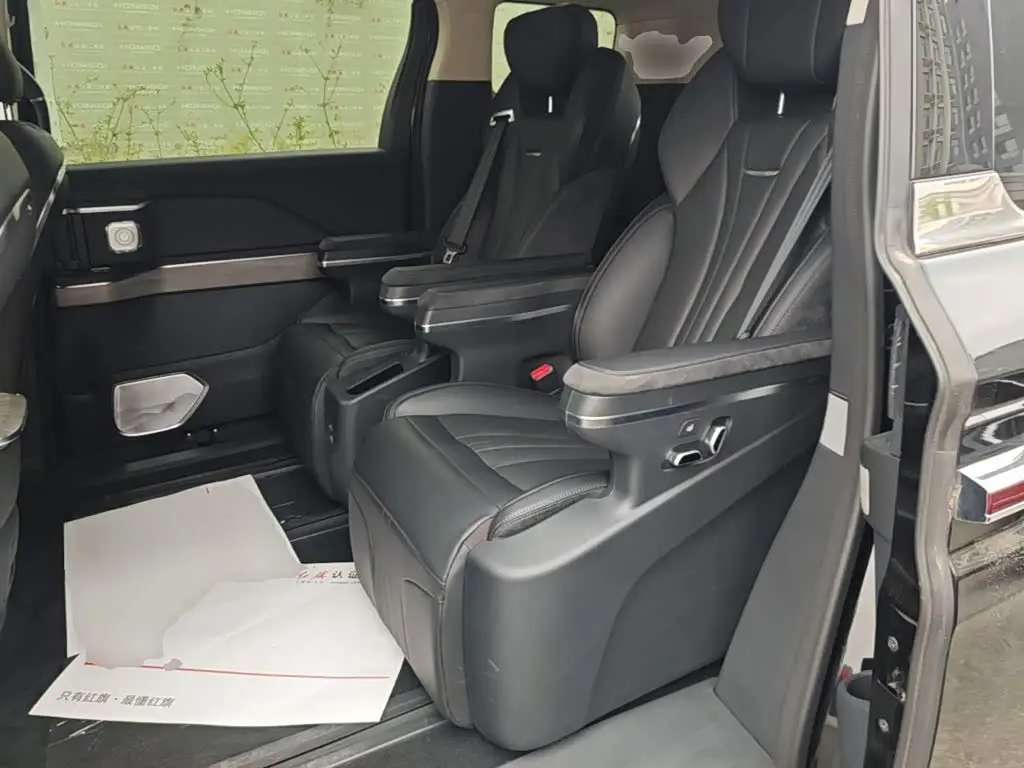 Hongqi HQ9 PHEV 2024 — Şəkil 17/20