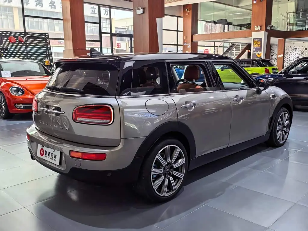 MINI CLUBMAN 2020 — Фото 5/20