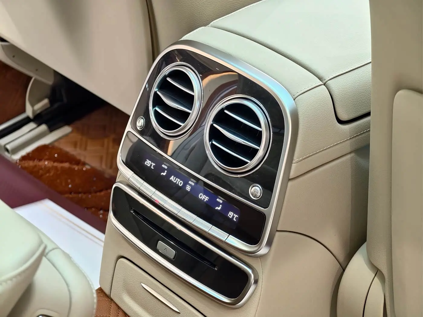 Mercedes-Benz S-Class 2019 — Фото 12/20