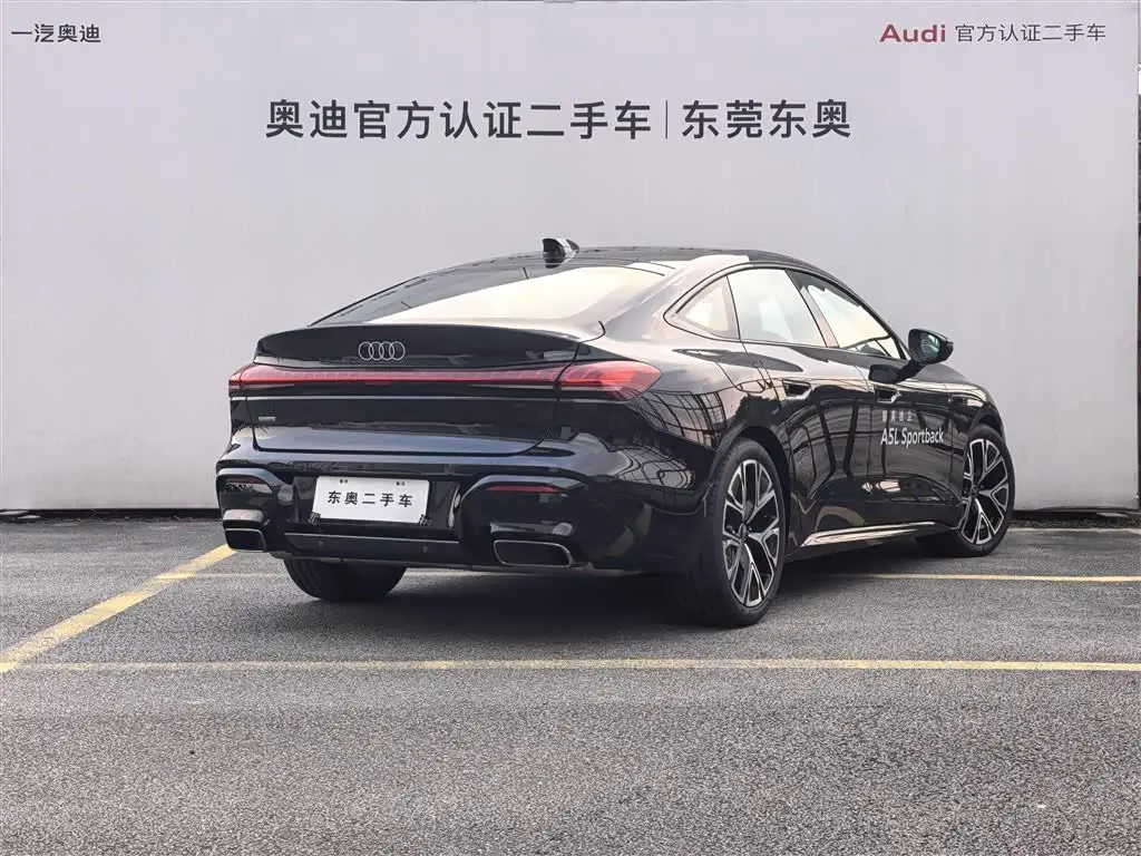 Audi A5L Sportback 2025 — Фото 4/11